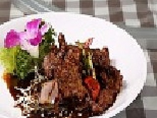 เนื้อผัดพริกไทยดำ/Stir Fried Beef With Black Pepper