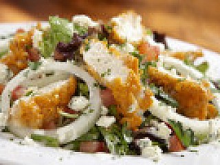 สลัดไก่บัฟฟาโล่/Buffalo Chicken Salad