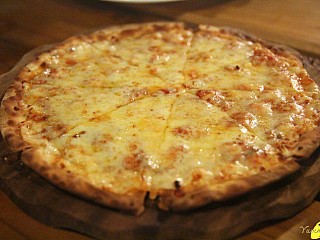 Triple Cheese Pizza