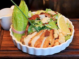 La Ferme  Caesar Salad