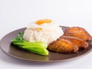 Chicken Wings Rice with Egg