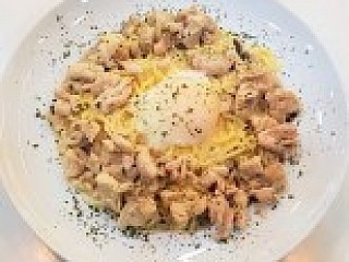 Carbonara with Diced Chicken Thigh