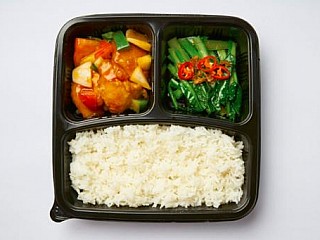 Sweet & Sour Sliced Fish Bento Set (3 Sets) 酸甜鱼片,菜 和 饭