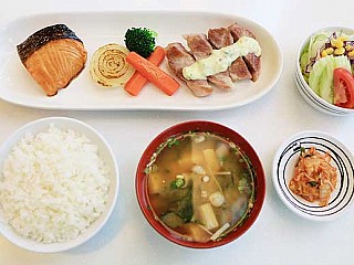 Kurobuta Steak & Salmon Teriyaki Set
