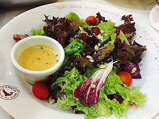 Mesclun Salad