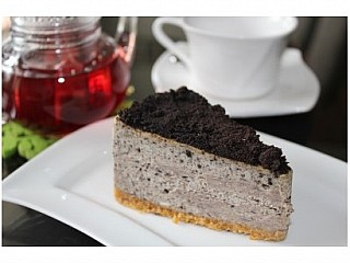 Cookies & Cream Cheesecake