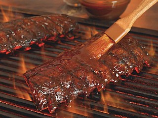 BABY BACK RIBS AND ALICE SPRINGS CHICKEN