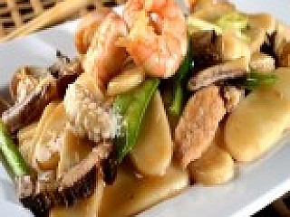 Fried Peh Kueh 炒白粿