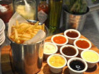 Fries Bucket (8 Dips)