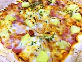 Hawaiian Pizza