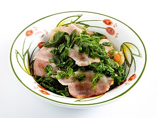 Sautéed Spinach with Bacon