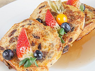 FRUIT FILLED FRENCH TOAST