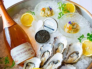 Caviar & Champagne