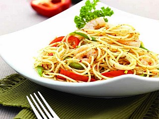 สปาเก็ตตี้ อคลิโอ โอลิโอ/Spaghetti aglio olio