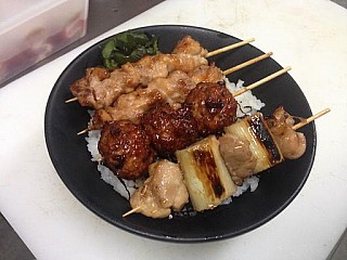 Teppei Daidokoro- Omakase Yakitori Don