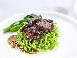 Wong Kee Noodles - Beef Brisket Spinach Noodles