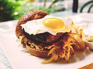 Breakfast Burger