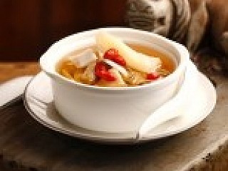 Double Boiled Kampong Chicken Soup with Sea Whelk & Chinese Herb Soup