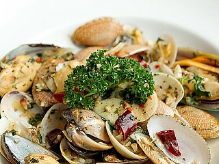 Sauteed Vongole in Wine