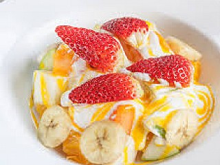 SEASONAL FRESH FRUIT SALAD