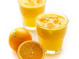 น้ำส้มคั้นสด/Fresh-Squeezed orange juice