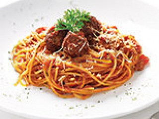 พาสต้ามีทบอล/Pasta with Meat Balls in Marinara Sauce