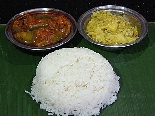 Plain Rice With Vegetables