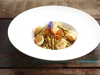 Scallop and Prawn Linguine