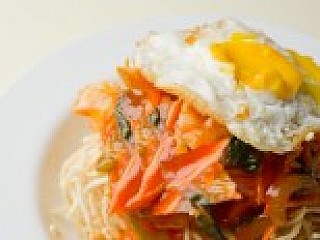 American Chopsuey (Mixed - Egg, Chicken & Prawn)