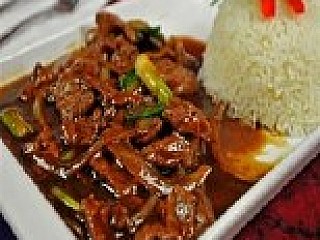 Black Pepper Beef Rice