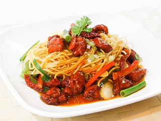 Gong Bao Chicken Spaghetti 宫宝鸡丁炒意粉