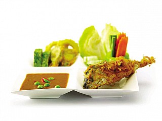 Shrimp Paste with Chilli  and Fried Mackerel served  with Fresh and Boiled Vegetable