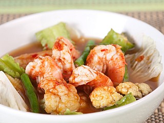 แกงส้มผักรวมกุ้ง/“Kang – Som Shrimp” Tamarind based chili paste soup with vegetables