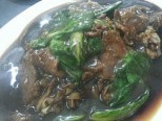 Beef Hor Fun with sauce
