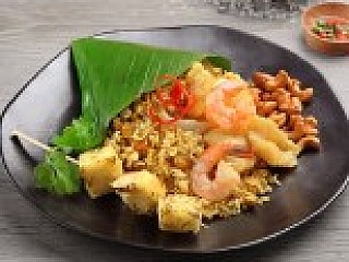 Seafood Pineapple Rice