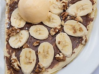 Banana, Nutella, Walnut Crepe