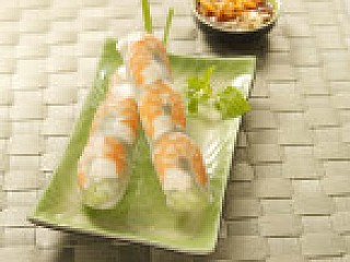 A4. Fresh Rice Paper Rolls with Chicken or Prawn