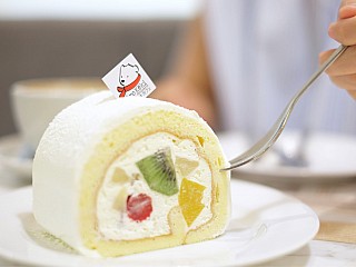 Yuki cake roll