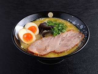 TONKOTSU RAMEN WINTER with Flavoured Egg
