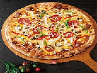 คอมบิเนชั่นพิซซ่า/Combination Pizza