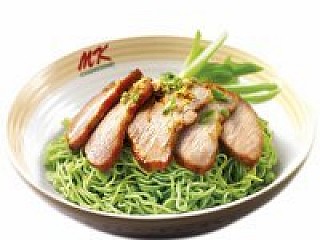 Green Noodles with Red Pork (Dry)