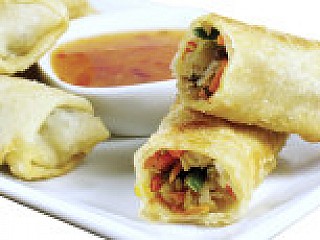 ปอเปี๊ยะทอด/Vegetarian Spring Roll