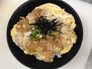 Teppei Daidokoro - Pork/Chicken Katsu Don