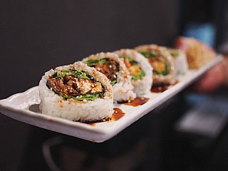 Crispy Salmon Roll