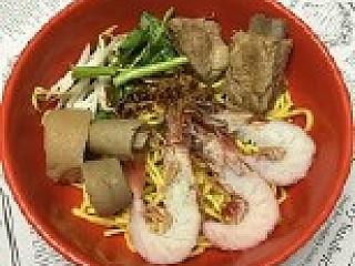 Prawn, Pork Ribs & Pig's Tail Noodles