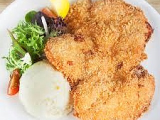 CHICKEN SCHNITZEL