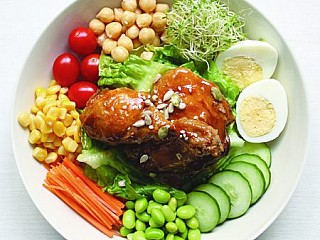Peri Peri Chicken Grill & Green Salad