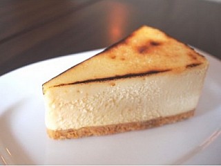 Crème Brulee Cheesecake