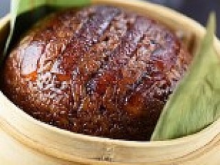 Steamed Glutinous Rice with Pork