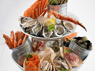 Make Merry Chilled Seafood Platter